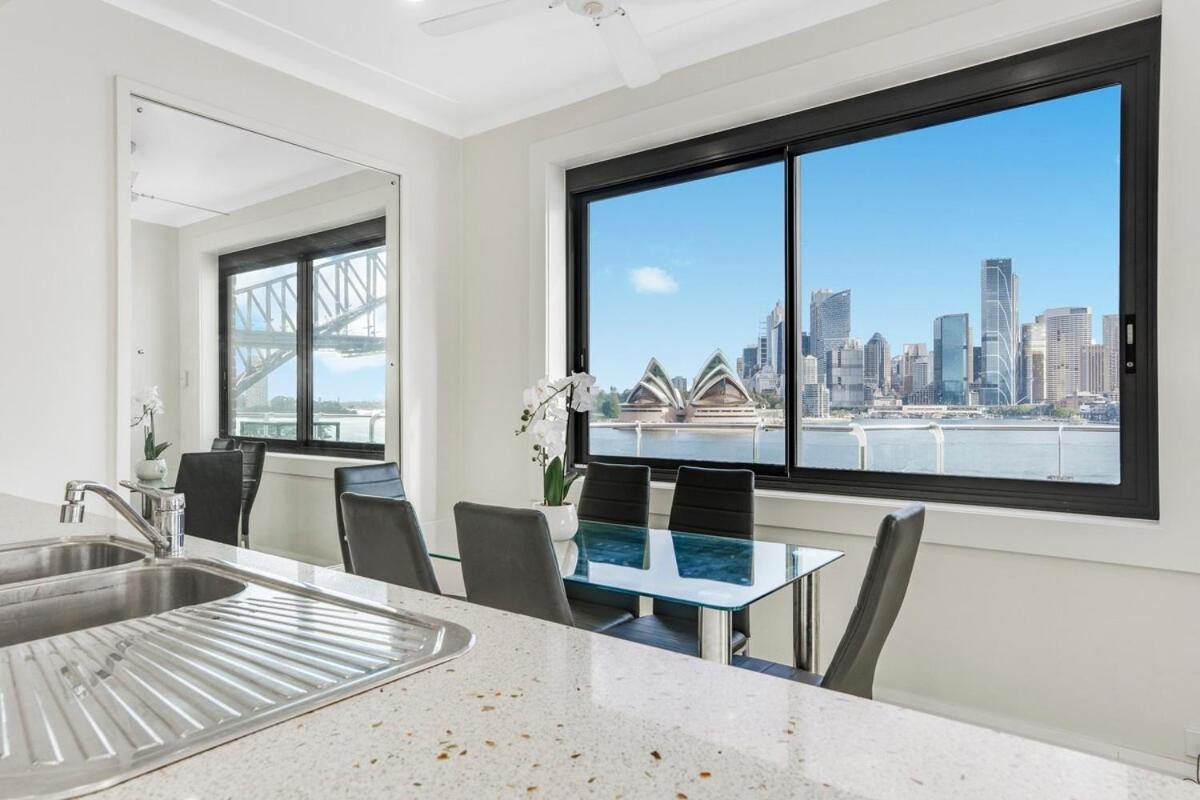 Iconic Opera House And Bridge Views